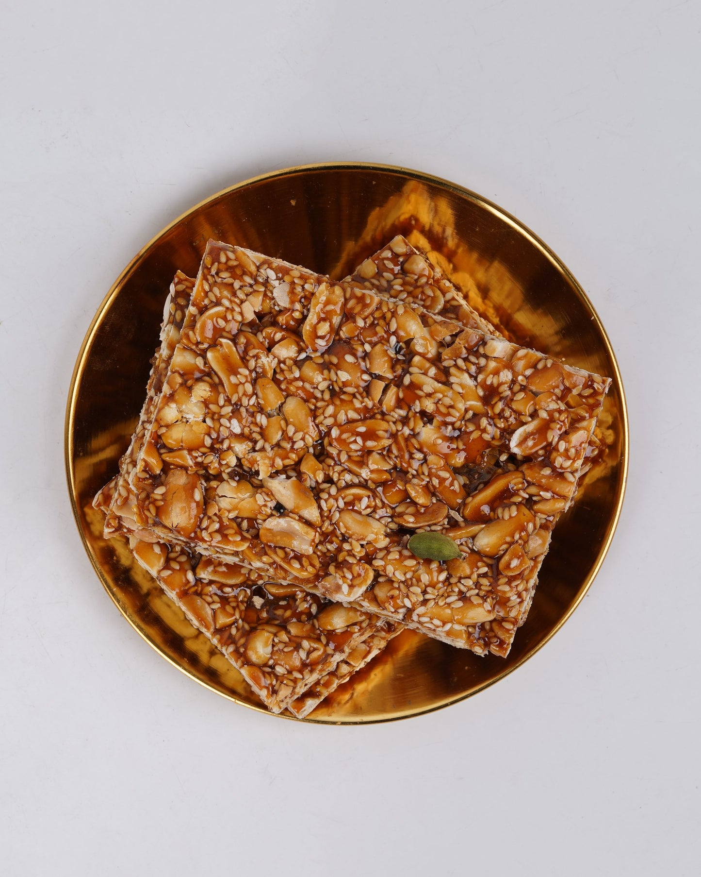 Crunchy Double Mazza Peanut Chikki (500g), Crispy Snack with Peanuts, Sesame Seeds & Jaggery | Flavorful & Healthy Winter Treat