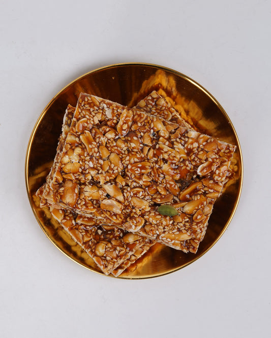 Crunchy Double Mazza Peanut Chikki (500g), Crispy Snack with Peanuts, Sesame Seeds & Jaggery | Flavorful & Healthy Winter Treat