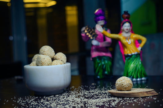 Special Til Laddu served in bowl – Premium sesame jaggery sweet